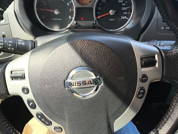 2008 Nissan X-Trail II, серебристый, 990000 рублей - вид 3