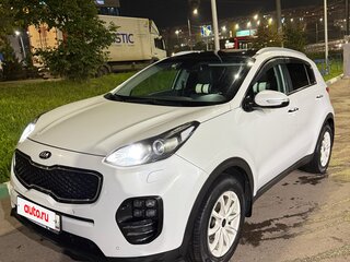 2017 Kia Sportage IV, белый, 1950000 рублей, вид 1