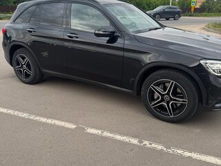2019 Mercedes-Benz GLC 300 I (X253) Рестайлинг, чёрный, 3950000 рублей, вид 4