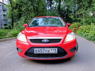2011 Ford Focus II Рестайлинг, красный, 470000 рублей, вид 2