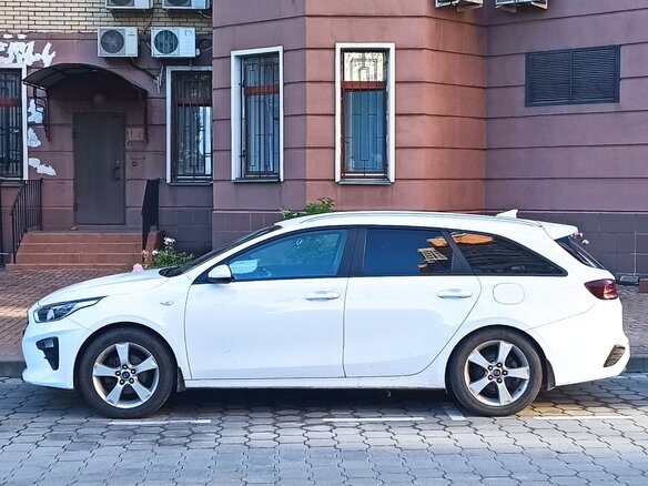 2019 Kia Ceed III, белый, 1800000 рублей - вид 8