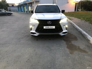 2017 Lexus LX 570 III Рестайлинг 2, белый, 7650000 рублей, вид 2