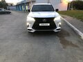 2017 Lexus LX 570 III Рестайлинг 2, белый, 7650000 рублей - вид 1