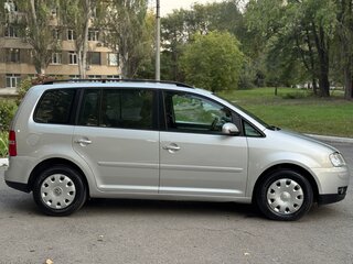 2004 Volkswagen Touran I, серебристый, 650000 рублей, вид 5