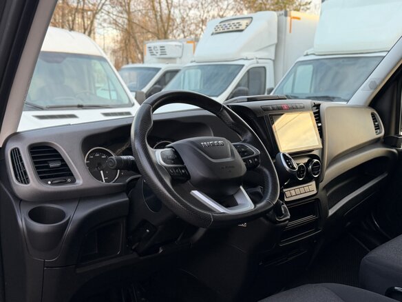 2023 Iveco Daily, серый, 4900000 рублей - вид 7