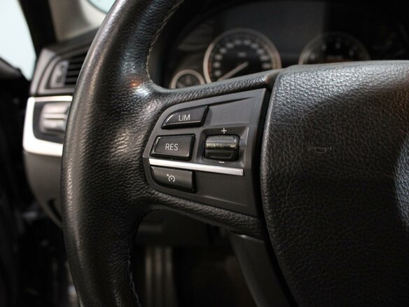 2012 BMW 5 серии 520i VI (F10/F11/F07), чёрный, 1710000 рублей - вид 12