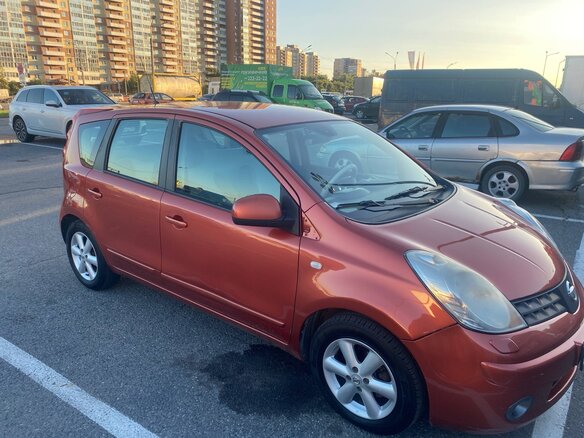 2008 Nissan Note I, оранжевый - вид 1