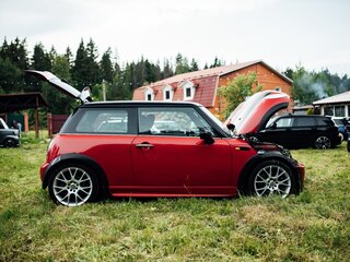 2003 Mini Hatch Cooper I (R50), красный, 700000 рублей, вид 3