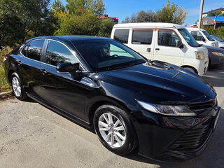 2019 Toyota Camry VIII (XV70), чёрный, 2200000 рублей, вид 2