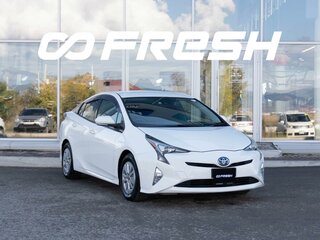 2018 Toyota Prius IV (XW50), белый, 1751000 рублей, вид 1