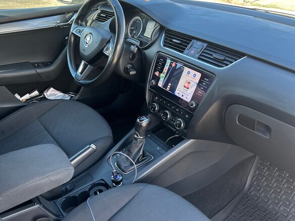 2017 Skoda Octavia III (A7) Рестайлинг, белый, 2000000 рублей - вид 17