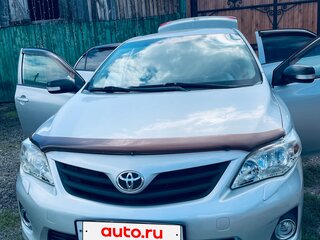 2010 Toyota Corolla X (E140, E150) Рестайлинг, серебристый, 900000 рублей, вид 1
