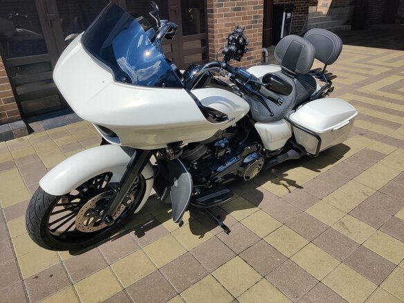 2018 Harley-Davidson Road Glide Special, белый - вид 20