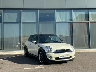 2010 Mini Hatch One II (R56) Рестайлинг, белый, 599000 рублей, вид 2