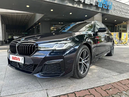 2023 BMW 5 серии 520i VII (G30/G31/G38) Рестайлинг, чёрный, 4600000 рублей, вид 1