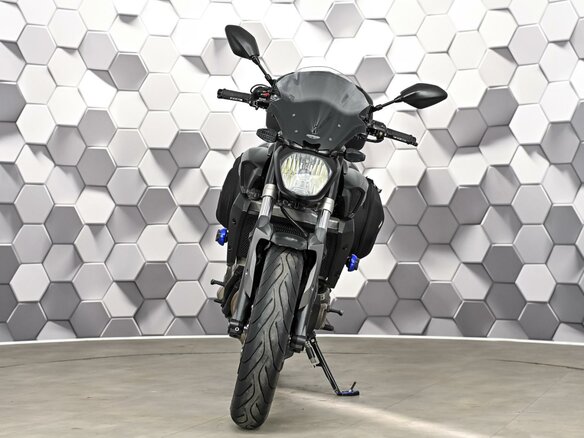 2014 Yamaha MT-07 (FZ-07), серый, 645000 рублей - вид 4