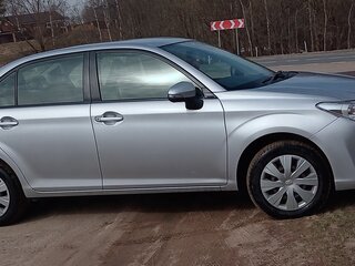 2015 Toyota Corolla Axio XI (E160, E170, E180) Рестайлинг 1, серебристый, 999000 рублей, вид 5
