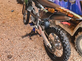2024 Yamaha YZ450F, чёрный, 650000 рублей, вид 3