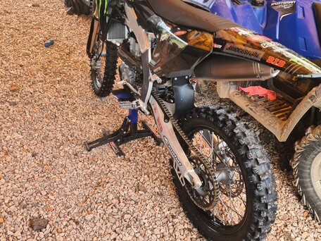 2024 Yamaha YZ450F, чёрный, 680000 рублей, вид 1