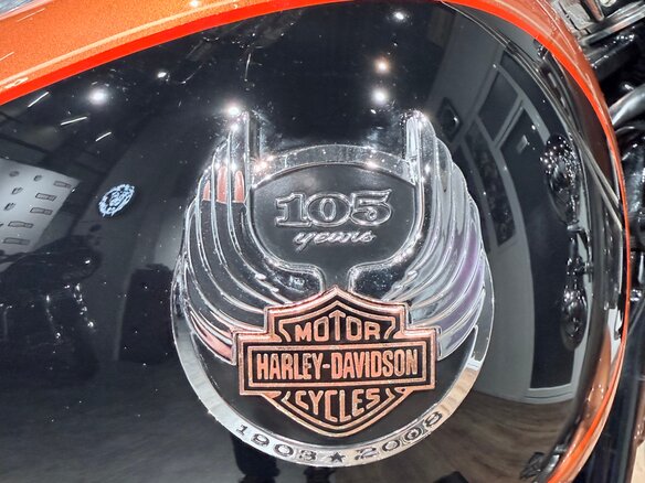 2008 Harley-Davidson Fat Boy, оранжевый, 1099000 рублей - вид 33