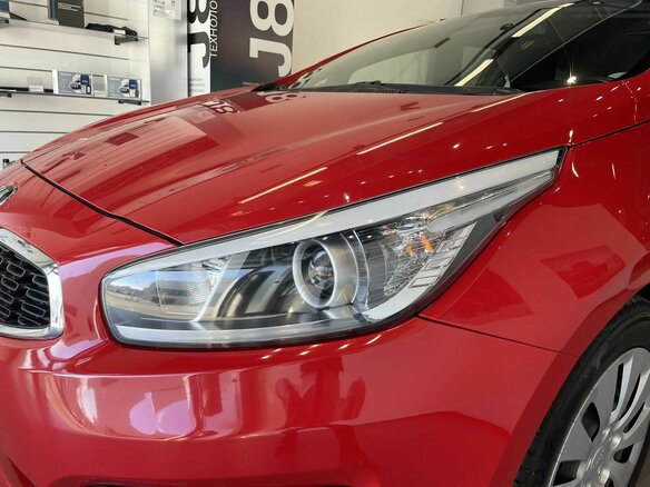 2017 Kia Ceed II Рестайлинг, красный, 1100000 рублей - вид 20