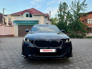 2024 BMW i5 Long eDrive35L, чёрный, 8300000 рублей, вид 2