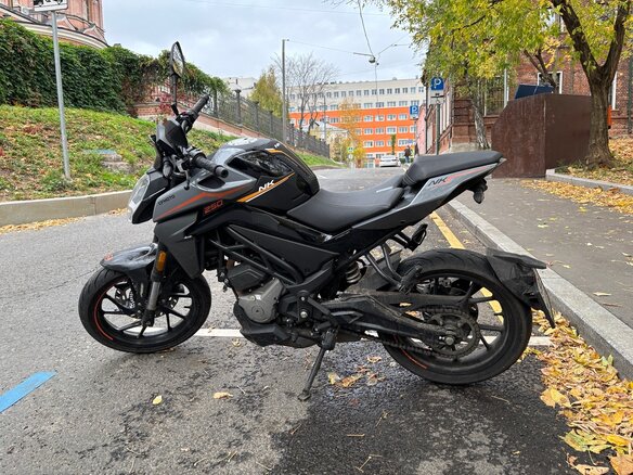 2023 CFMoto 250NK, чёрный, 270000 рублей - вид 3