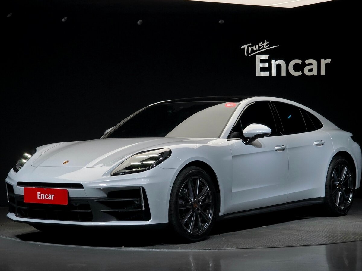 Открыть фотографии: Porsche Panamera III