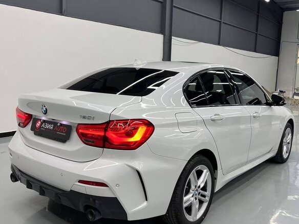 2022 BMW 1 серии 120i III (F52) Рестайлинг, белый, 2200000 рублей - вид 3