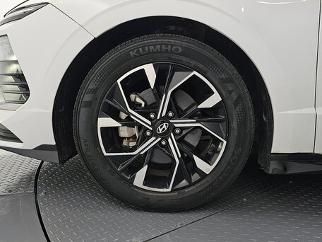 2023 Hyundai Sonata VIII (DN8) Рестайлинг, белый, 2950000 рублей, вид 4