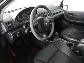 2011 Mercedes-Benz A-Класс 180 II (W169) Рестайлинг, чёрный, 799000 рублей, вид 5