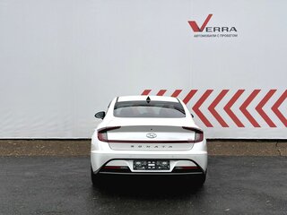 2021 Hyundai Sonata VIII (DN8), белый, 2399000 рублей, вид 4