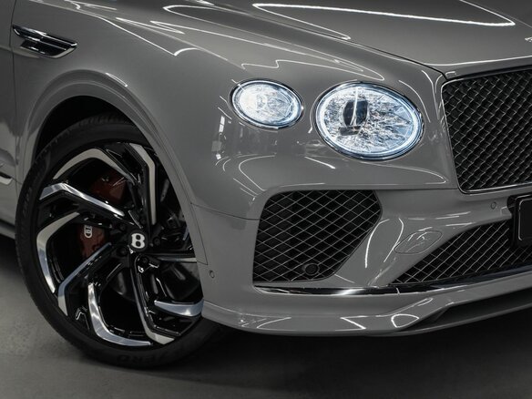 2022 Bentley Bentayga Speed I Рестайлинг, серый, 48760000 рублей - вид 12