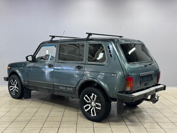 2011 Lada (ВАЗ) 2131 (4x4) 213105 I, зелёный - вид 6