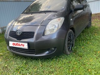 2007 Toyota Yaris II, серый, 540000 рублей, вид 1