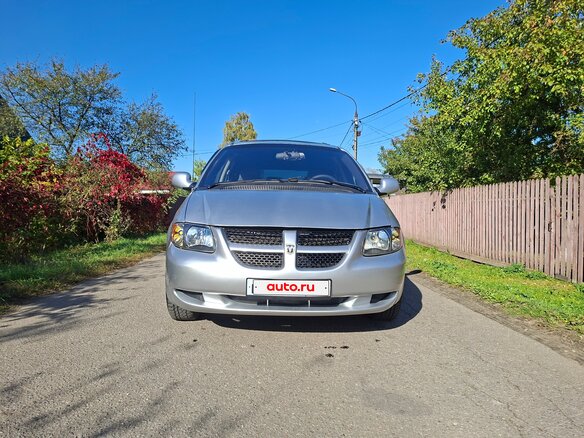 2002 Dodge Caravan 4-speed IV, серебристый, 420000 рублей - вид 1