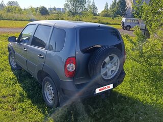 2018 Chevrolet Niva I Рестайлинг, серый, 590000 рублей, вид 2
