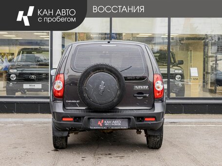 2014 Chevrolet Niva I Рестайлинг, серый, 520608 рублей, вид 4