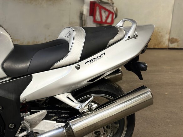 2003 Honda CBR 1100 XX, серый, 598000 рублей - вид 5