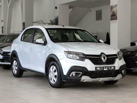 2020 Renault Logan Stepway II Рестайлинг, белый, 900000 рублей, вид 1