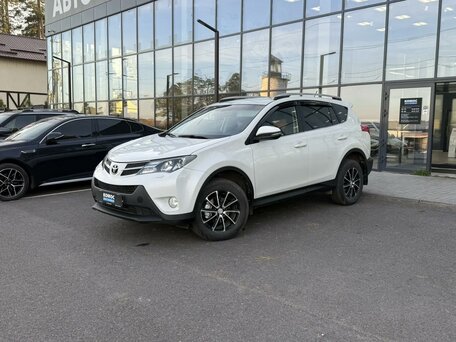 2013 Toyota RAV4 IV (XA40), белый, 1639000 рублей, вид 1