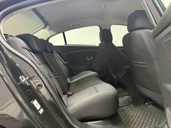 2012 Renault Fluence I, чёрный - вид 20