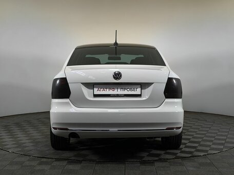 2018 Volkswagen Polo V Рестайлинг, белый, 1200000 рублей, вид 5