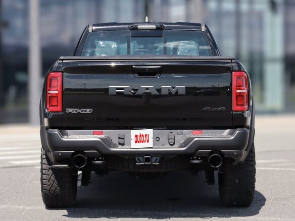 2026 Ram 1500 RHO V Рестайлинг, чёрный - вид 5