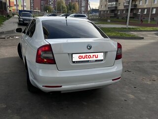 2012 Skoda Octavia II (A5) Рестайлинг, белый, 630000 рублей, вид 2