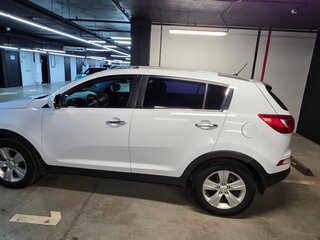 2011 Kia Sportage III, белый, 1050000 рублей, вид 4