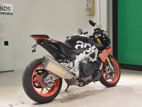 2018 Aprilia Tuono V4, чёрный, 1100000 рублей, вид 4