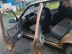 2002 Daewoo Nexia I, бежевый, 145000 рублей, вид 5