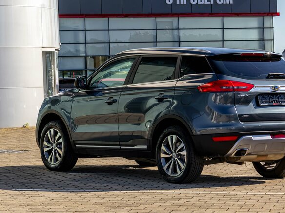 2020 Geely Atlas I, серый, 1515000 рублей - вид 9