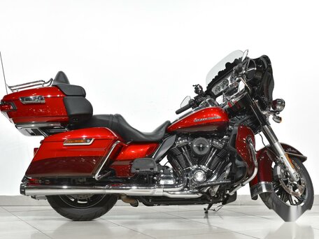 2017 Harley-Davidson Ultra Limited, красный, 1399000 рублей, вид 3